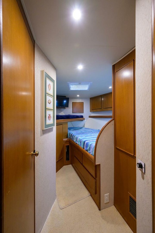 Post-50 Convertible 1998-SEANYLE Ft Pierce-Florida-United States-Post 50 SEANYLE  Guest Cabin  Bow-5792318