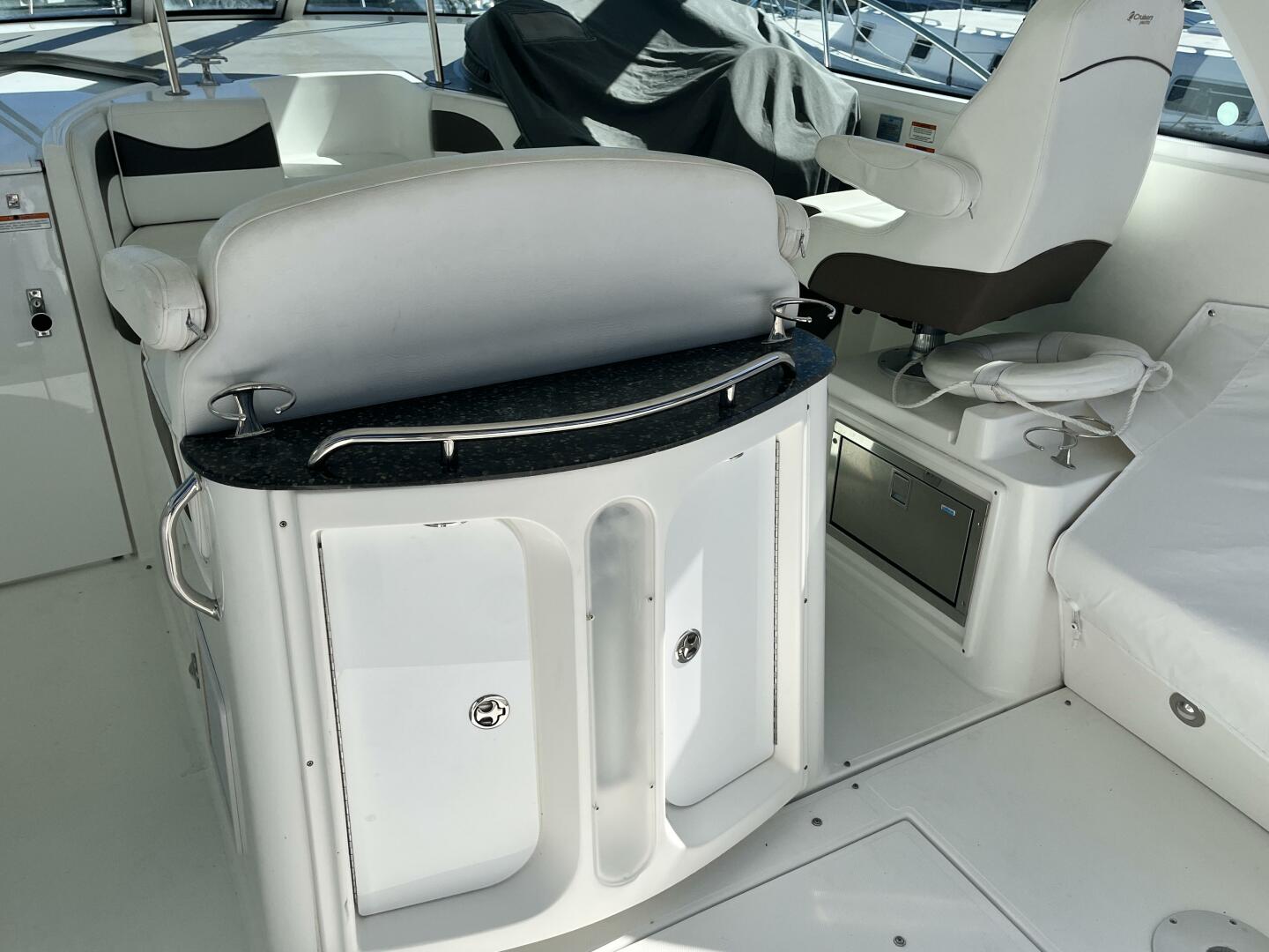 Cruisers Yachts-390 Sport Coupe 2008-Bail Out New Orleans-Louisiana-United States-Cruisers 390 Sport Coupe-5798723 | Thumbnail