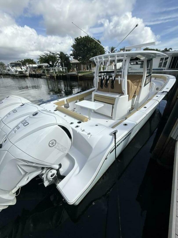 Sportsman-352 Open 2023-Scungilli Pampano Beach-Florida-United States-2023 Sportsman 352 Open Center Console in Pompano Beach, FL-5796197