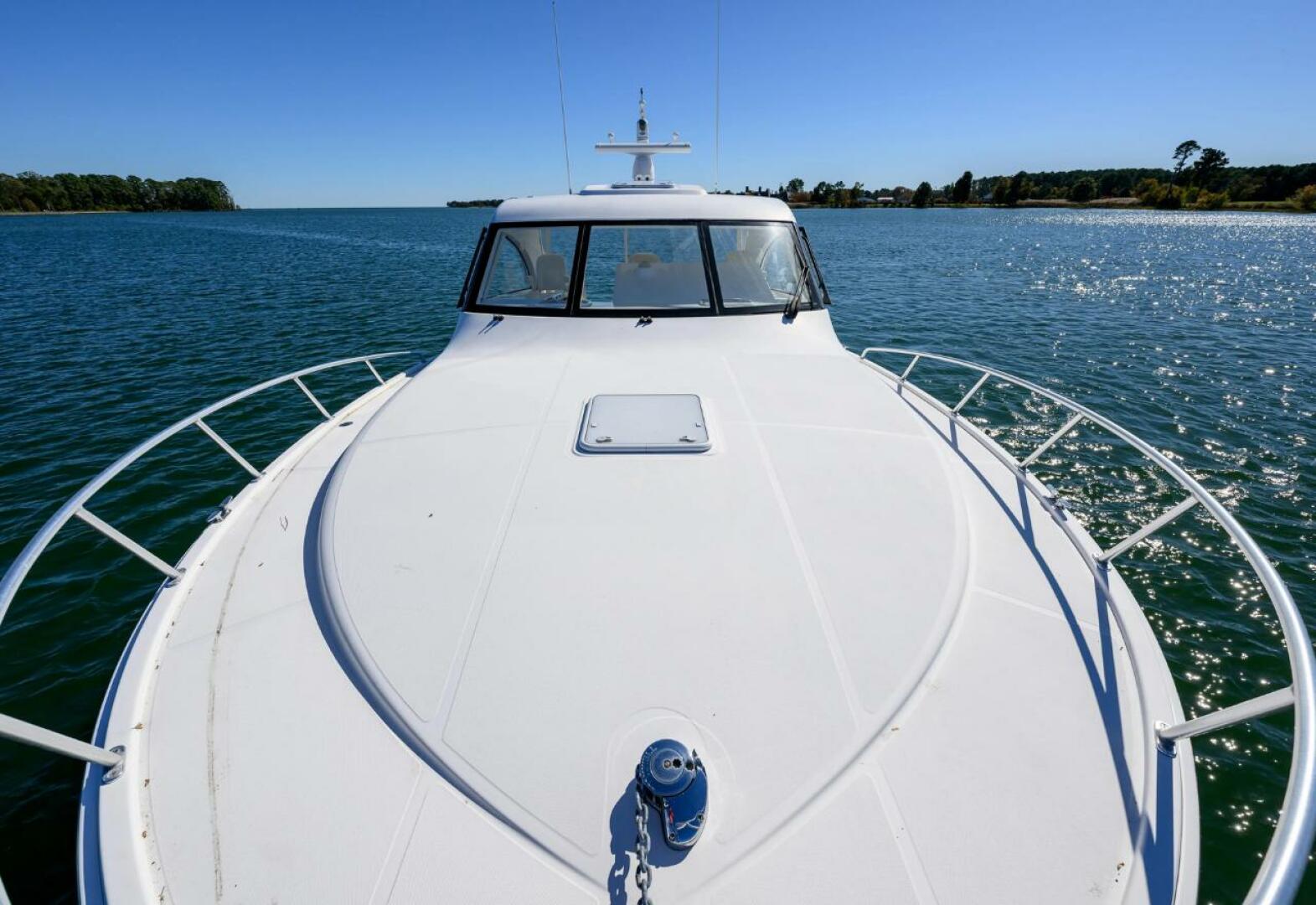 Cabo-40 Hardtop Express 2013-Ghost White Stone-Virginia-United States-5797327 | Thumbnail