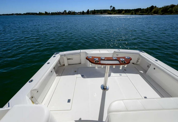 Cabo-40 Hardtop Express 2013-Ghost White Stone-Virginia-United States-5797325