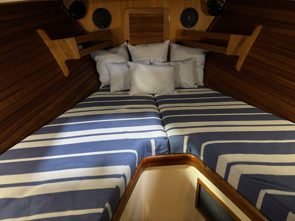 Hinckley-36 Picnic Boat EP 2003-PIROUETTE North Stonington-Rhode Island-United States-5801879