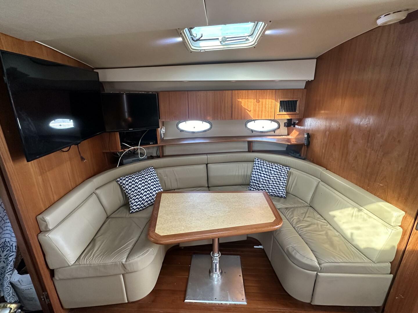 Tiara Yachts-4300 Open 2001 -Branford-Connecticut-United States-5796198 | Thumbnail