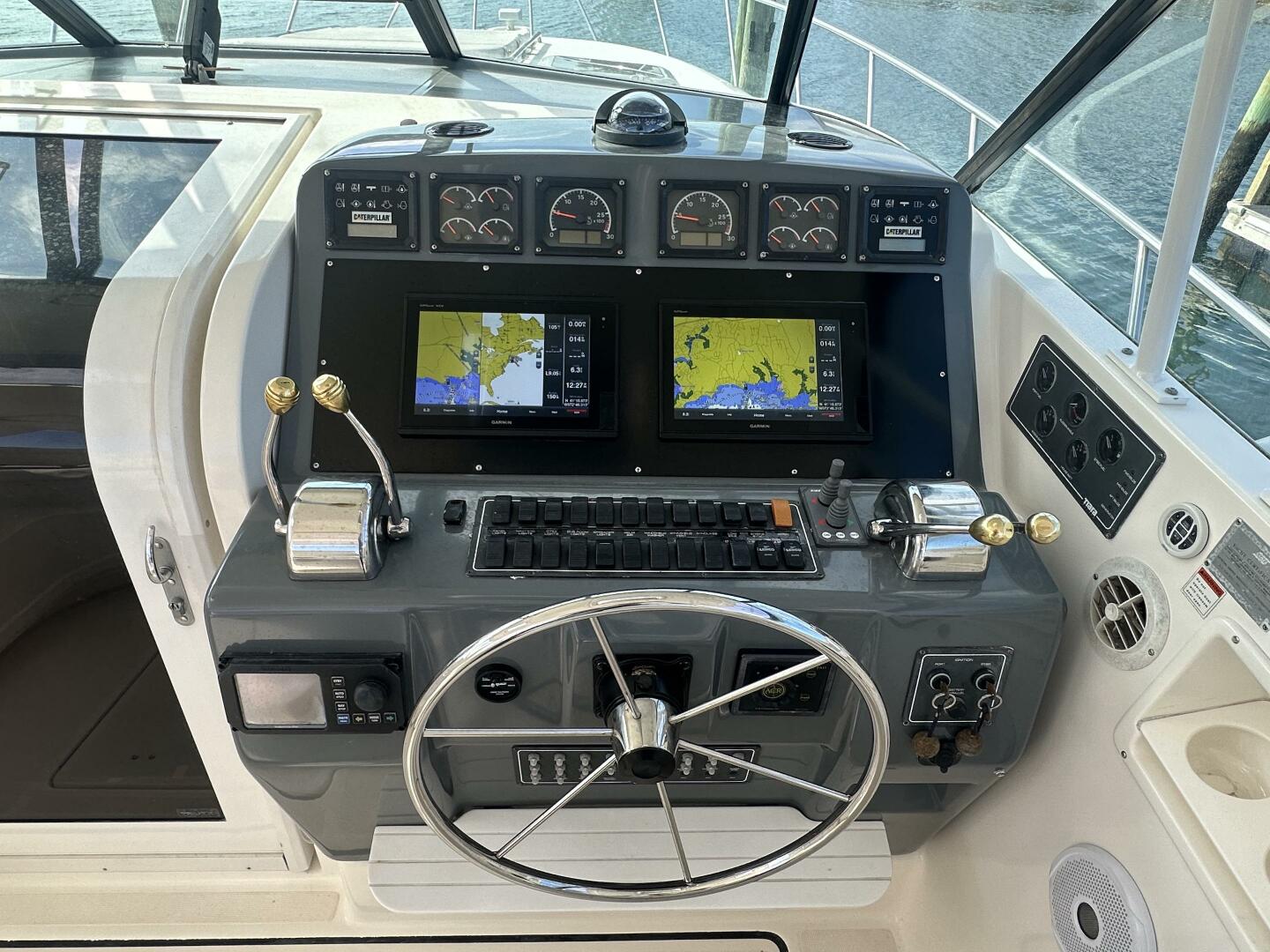 Tiara Yachts-4300 Open 2001 -Branford-Connecticut-United States-5796183 | Thumbnail