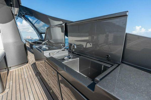 Pershing 2019 -Fort Lauderdale-Florida-United States-5796364