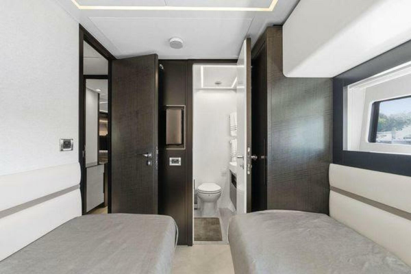 Pershing 2019 -Fort Lauderdale-Florida-United States-5796404