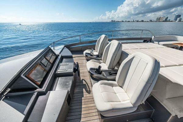 Pershing 2019 -Fort Lauderdale-Florida-United States-5796345