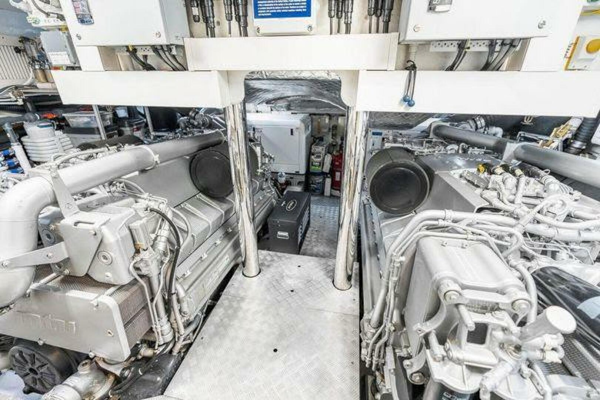 Pershing 2019 -Fort Lauderdale-Florida-United States-5796428