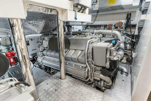 Pershing 2019 -Fort Lauderdale-Florida-United States-5796424