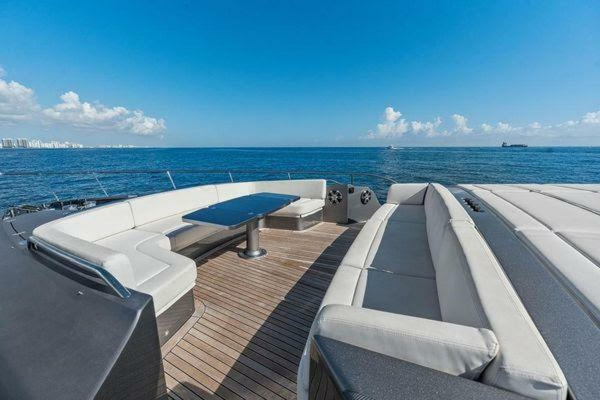 Pershing 2019 -Fort Lauderdale-Florida-United States-5796340
