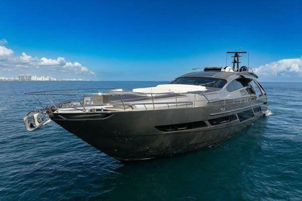 Pershing 2019 -Fort Lauderdale-Florida-United States-5796335