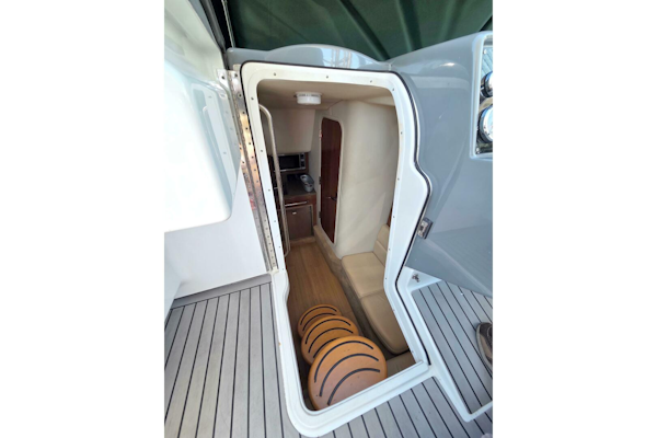 Formula-350 Crossover Bowrider 2015-Ship Faced Fort Myers Beach-Florida-United States-5870541