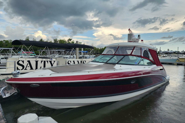 Formula-350 Crossover Bowrider 2015-Ship Faced Fort Myers Beach-Florida-United States-5870588