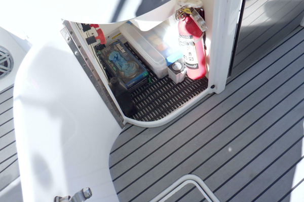 Formula-350 Crossover Bowrider 2015-Ship Faced Fort Myers Beach-Florida-United States-5870509