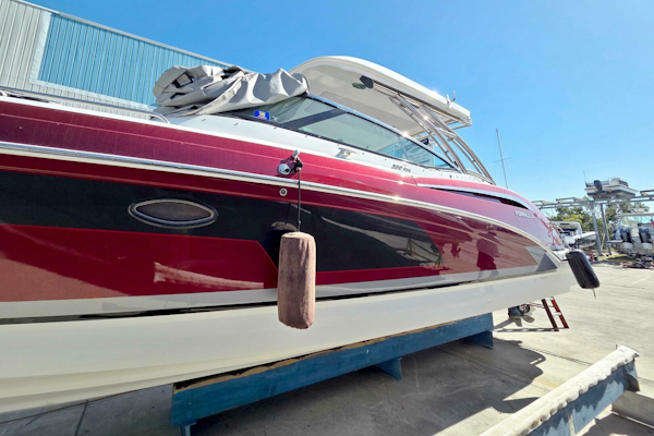 Formula-350 Crossover Bowrider 2015-Ship Faced Fort Myers Beach-Florida-United States-5870501