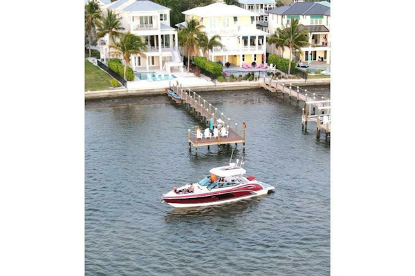 Formula-350 Crossover Bowrider 2015-Ship Faced Fort Myers Beach-Florida-United States-5870593