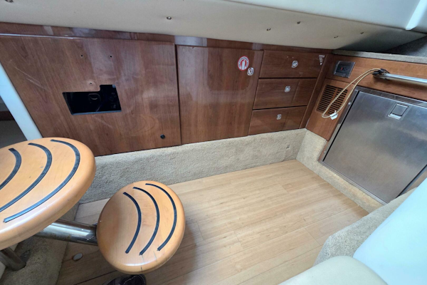 Formula-350 Crossover Bowrider 2015-Ship Faced Fort Myers Beach-Florida-United States-5870557