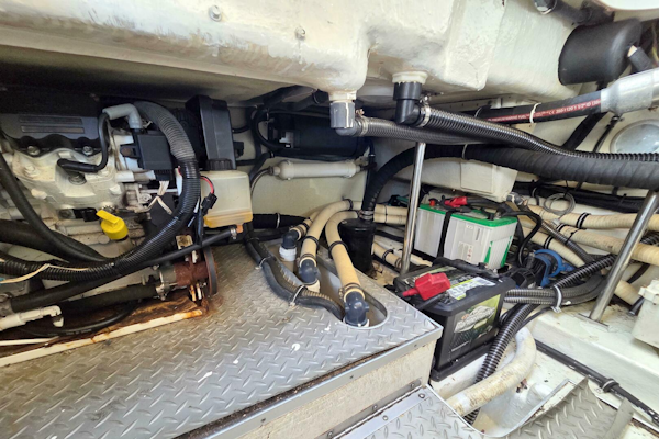 Formula-350 Crossover Bowrider 2015-Ship Faced Fort Myers Beach-Florida-United States-5870574