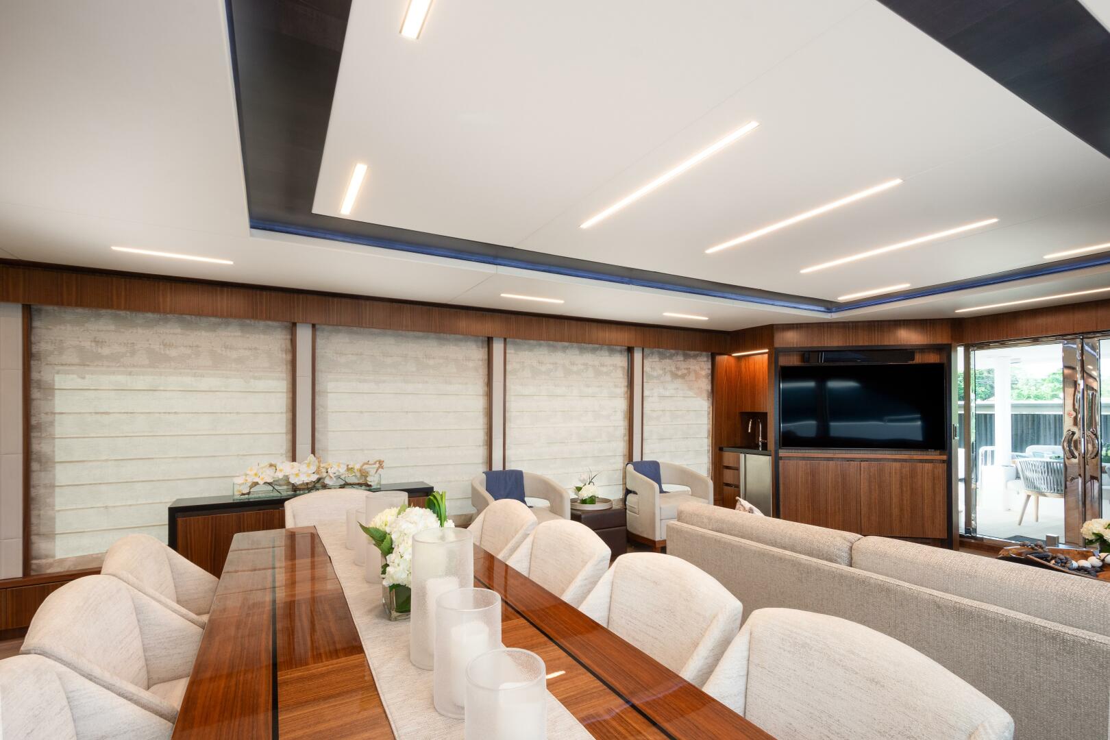 Hargrave-Raised Pilothouse 2024-SASSY fort lauderdale-Florida-United States-Dining-5806862 | Thumbnail