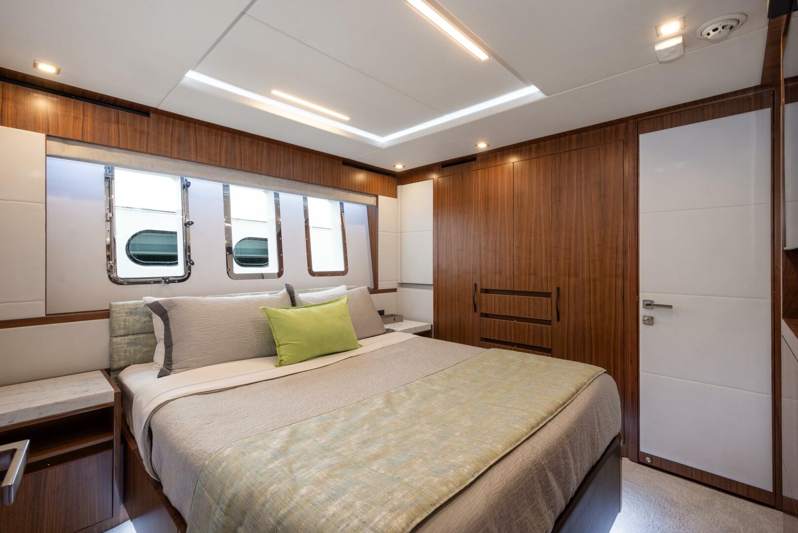 Hargrave-Raised Pilothouse 2024-SASSY fort lauderdale-Florida-United States-Guest Cabin-5806874 | Thumbnail