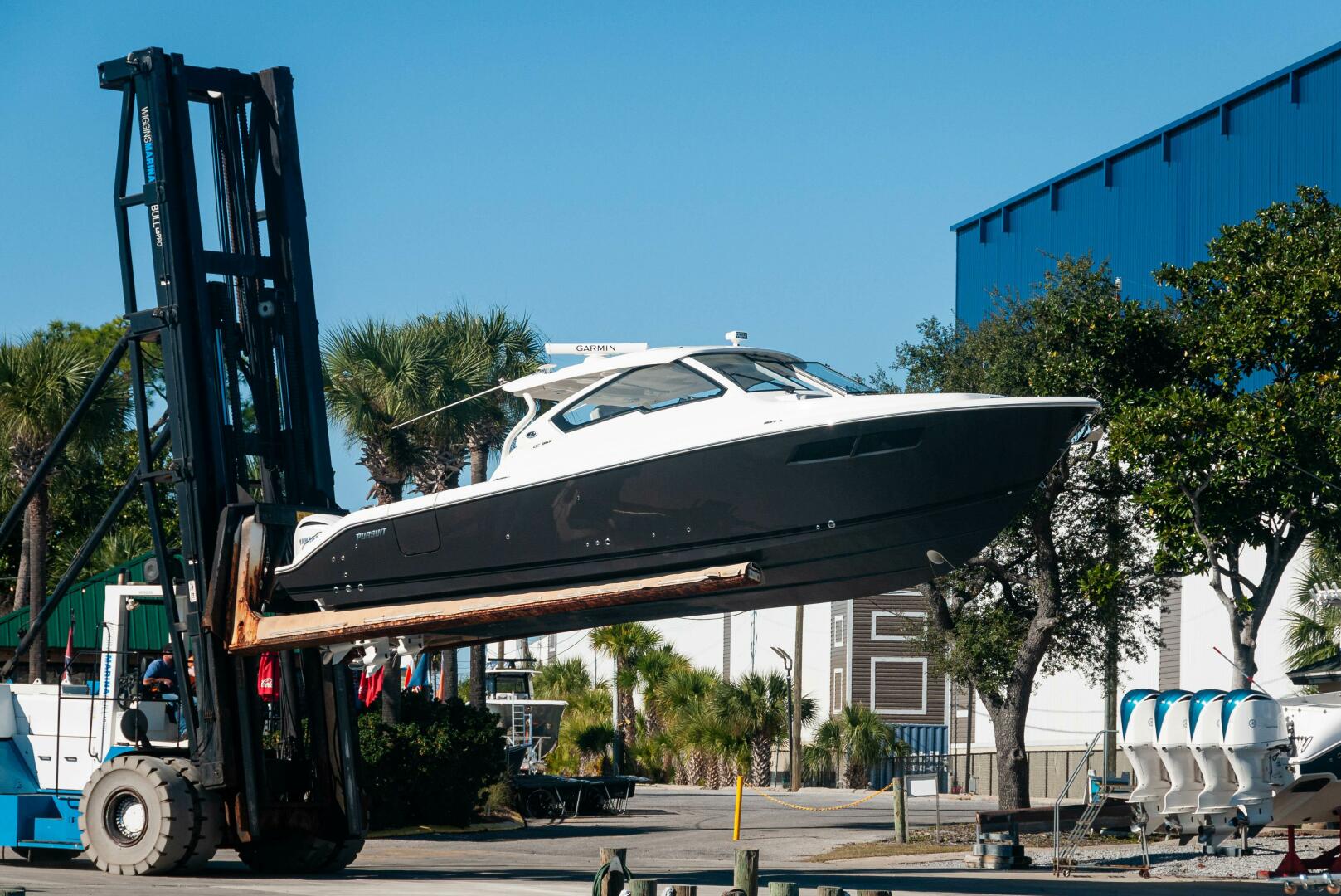 Pursuit-DC 365 Dual Console 2023-Silver Lining Panama City-Florida-United States-5847152 | Thumbnail
