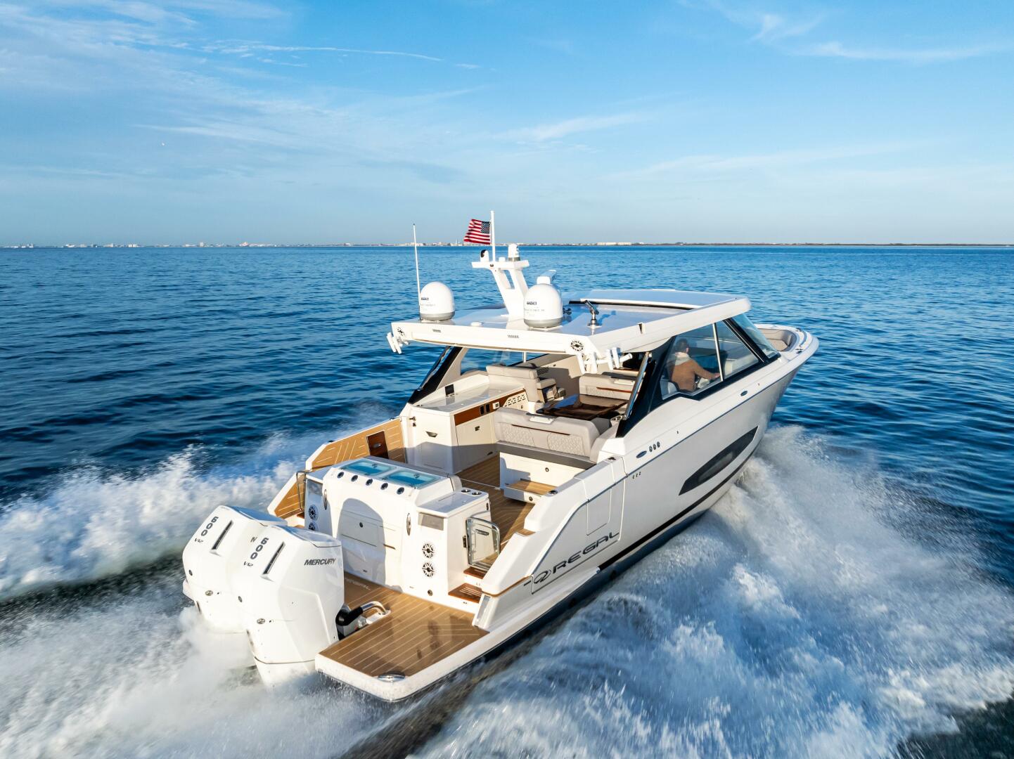 Used Regal 43' LX43 For Sale In New Jersey | United Yacht Sales