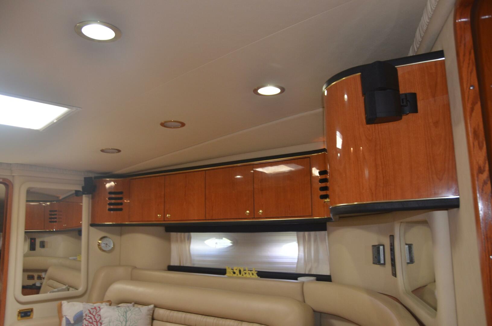Sea Ray-460 Sundancer 2001-4 RICH-SHER OR POORER Stuart-Florida-United States-Sea Ray 46 4 RICH-SHER OR POORER  Salon-5808708 | Thumbnail