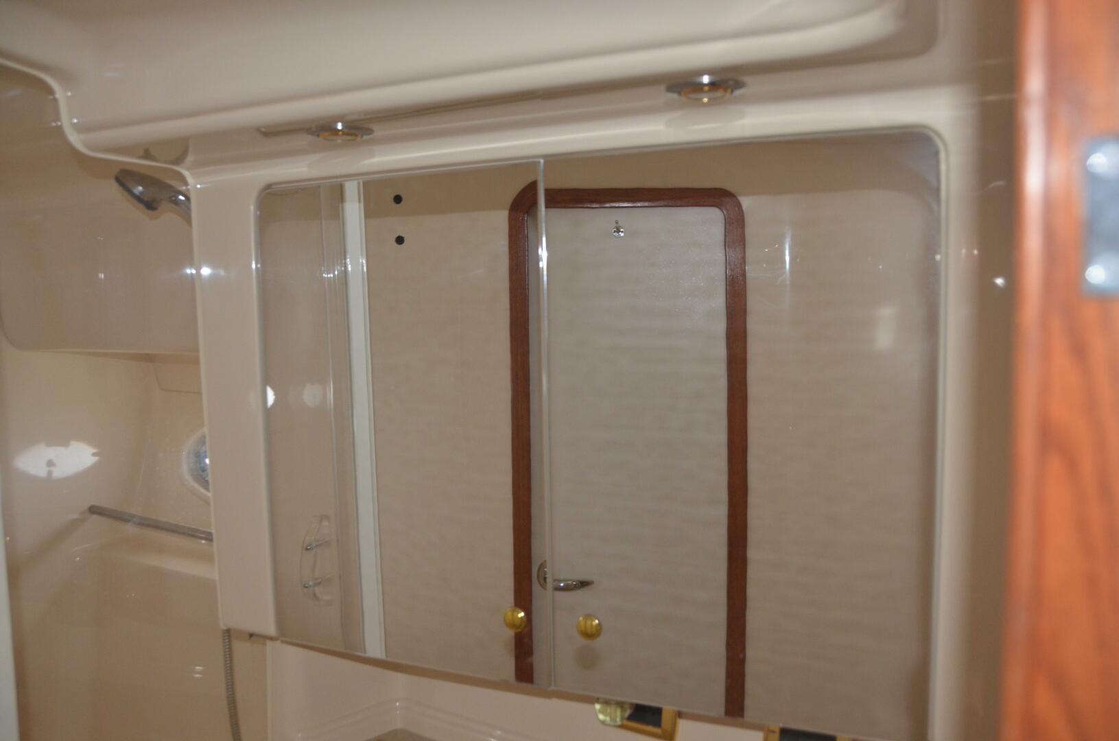 Sea Ray-460 Sundancer 2001-4 RICH-SHER OR POORER Stuart-Florida-United States-Sea Ray 46 4 RICH-SHER OR POORER  Master Ensuite Head-5808735 | Thumbnail