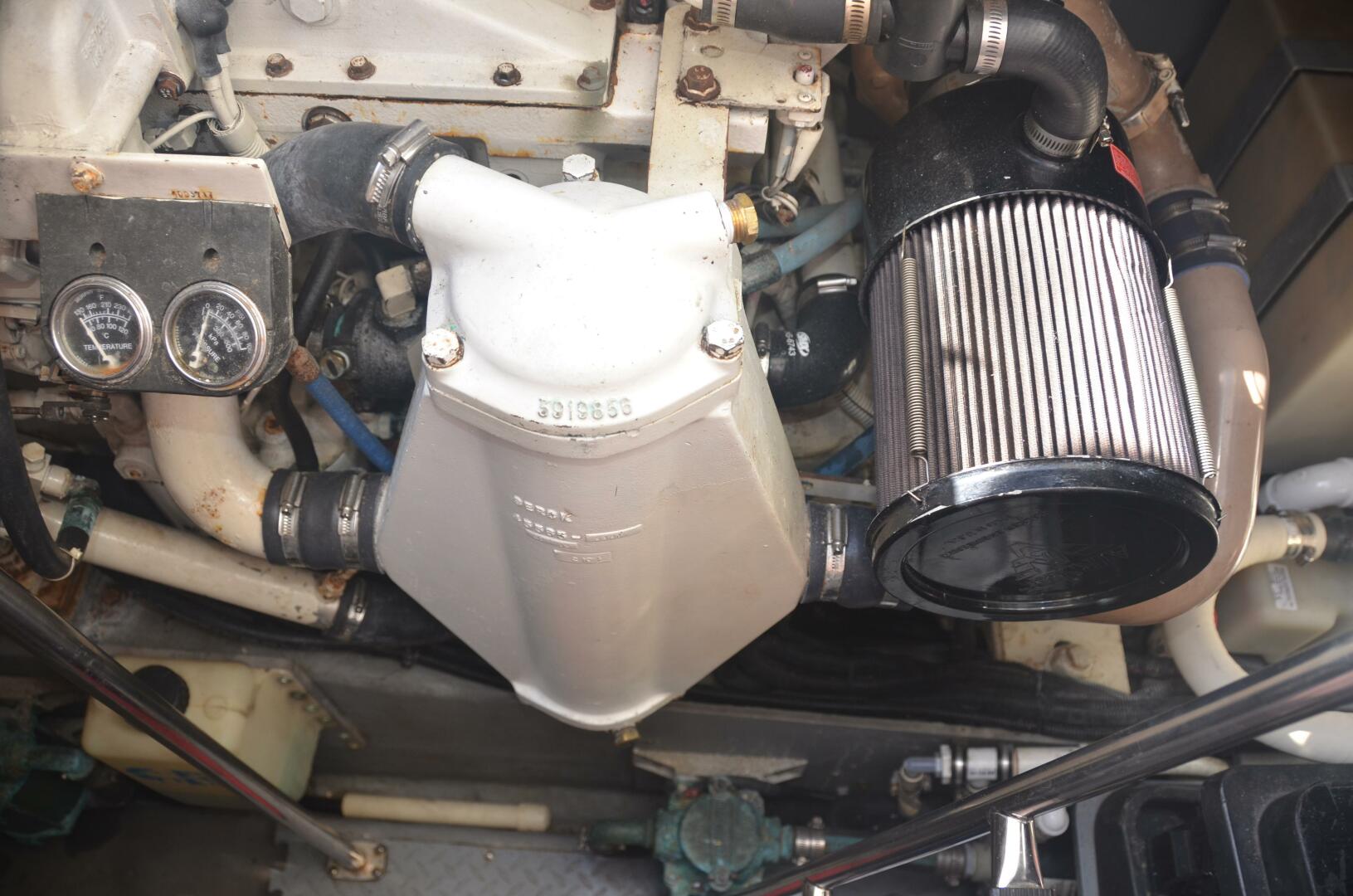 Sea Ray-460 Sundancer 2001-4 RICH-SHER OR POORER Stuart-Florida-United States-Sea Ray 46 4 RICH-SHER OR POORER  Engine Room-5808743 | Thumbnail