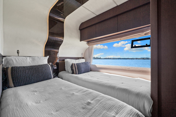 Galeon-680 FLYBRIDGE 2020 -Naples-Florida-United States-5932823