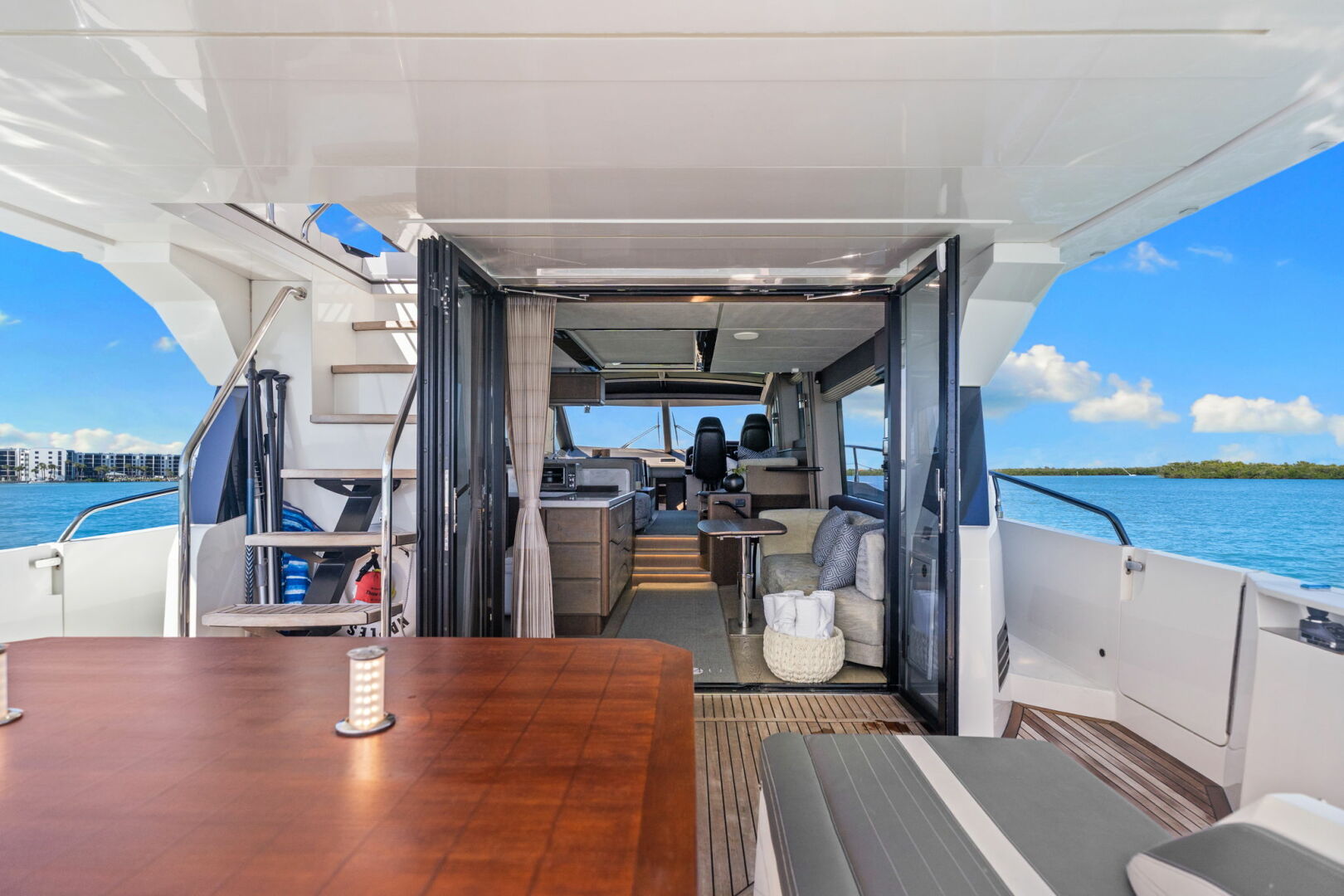 Galeon-680 FLYBRIDGE 2020 -Naples-Florida-United States-5932798 | Thumbnail