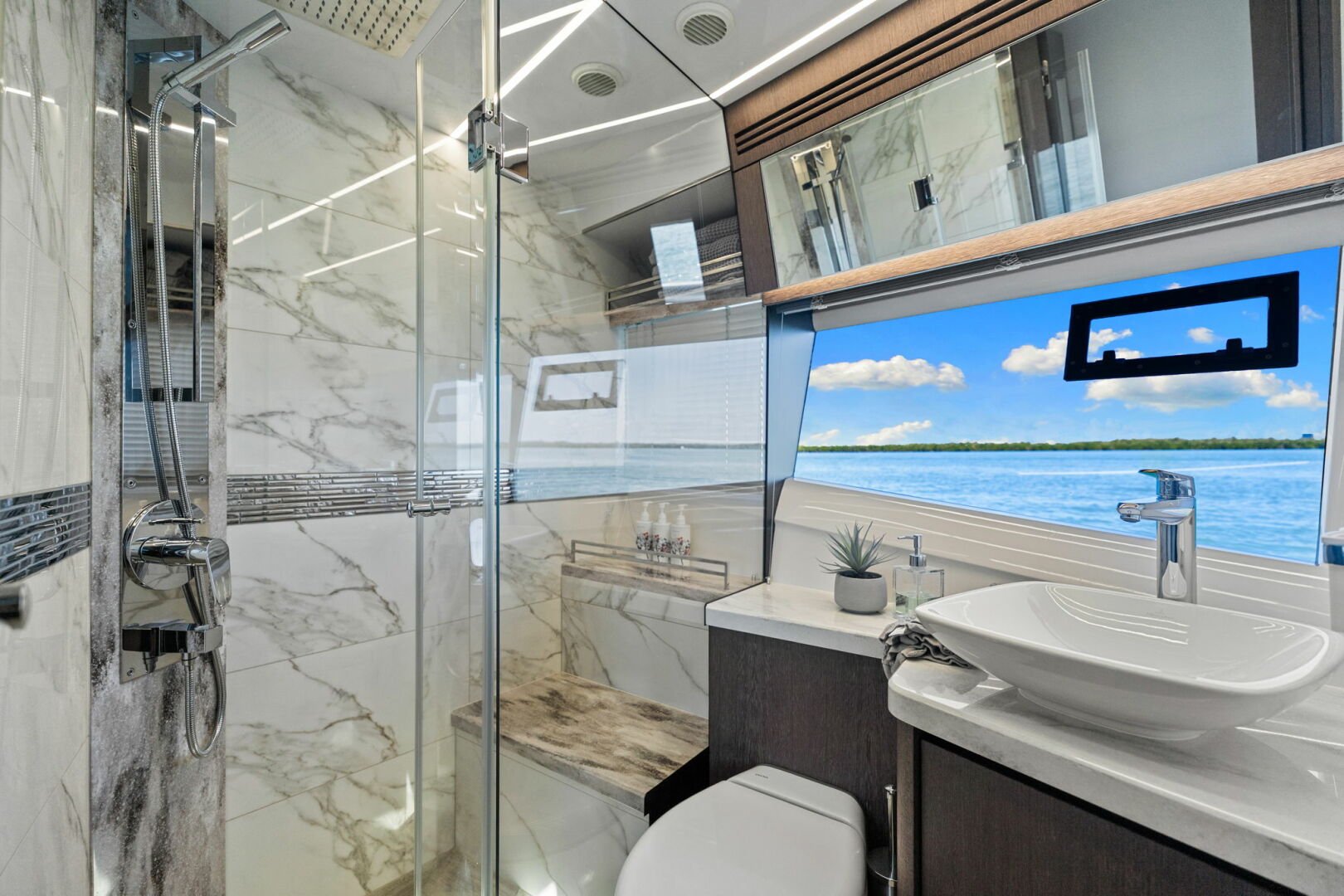 Galeon-680 FLYBRIDGE 2020 -Naples-Florida-United States-5932821 | Thumbnail