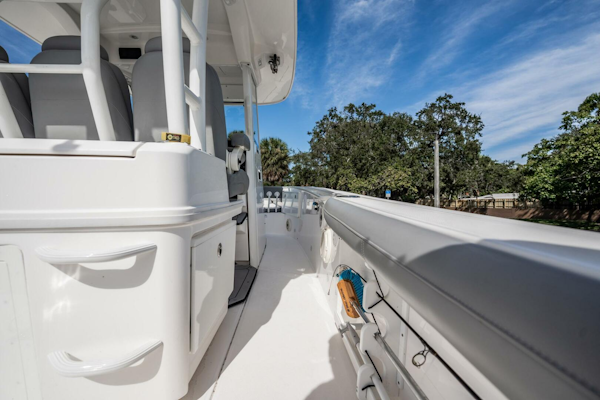 Everglades-335 Center Console 2021 -Bonita Sp;rings-Florida-United States-5811123