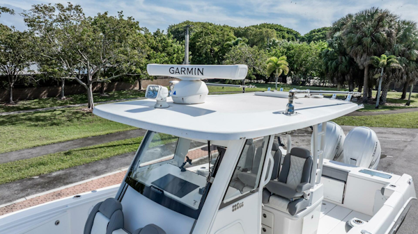 Everglades-335 Center Console 2021 -Bonita Sp;rings-Florida-United States-5811119