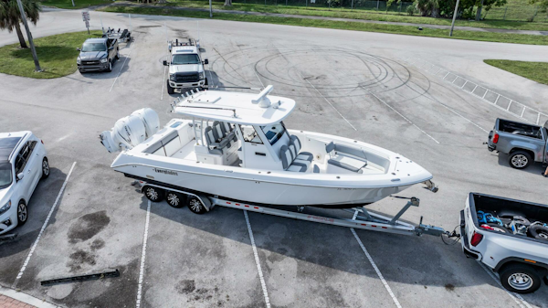 Everglades-335 Center Console 2021 -Bonita Sp;rings-Florida-United States-5811160