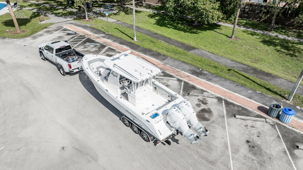 Everglades-335 Center Console 2021 -Bonita Sp;rings-Florida-United States-5811162