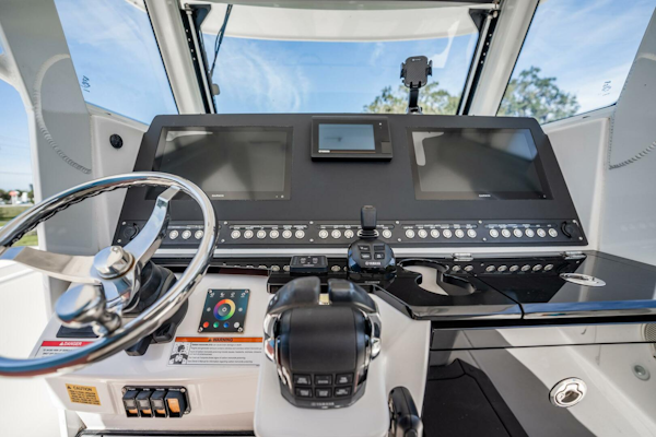 Everglades-335 Center Console 2021 -Bonita Sp;rings-Florida-United States-5811129