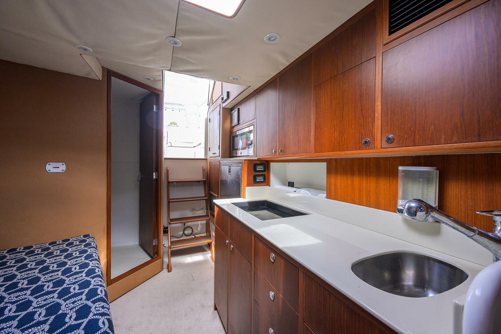 Release-Walk Around 2014-RIGHT HERE Ocean Reef-Florida-United States-Galley-5811176 | Thumbnail