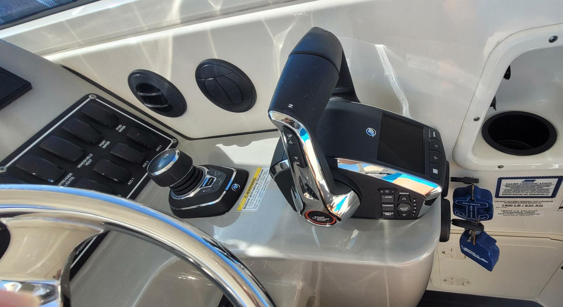 Boston Whaler-315 Conquest 2017-Outta Line Puerto Penasco, SONORA-Mexico-5820892 | Thumbnail