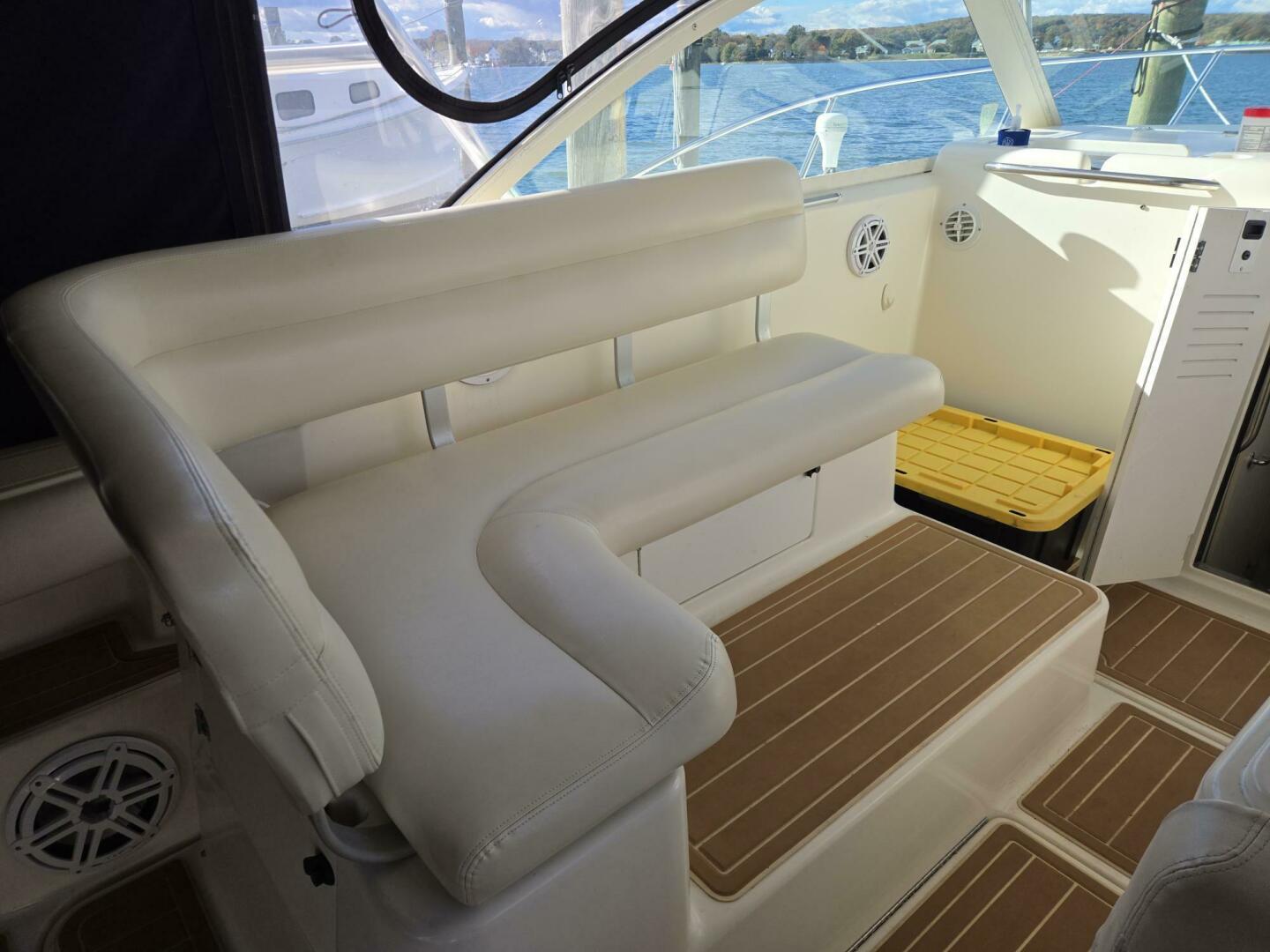 Tiara Yachts-Coronet 1998-SLAINTE Niantic-Connecticut-United States-5814564 | Thumbnail