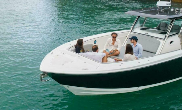 Fishing Raptor-390 Solarium 2025 -Sarasota-Florida-United States-5814261