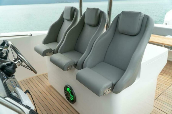 Fishing Raptor-390 Solarium 2025 -Sarasota-Florida-United States-5814250
