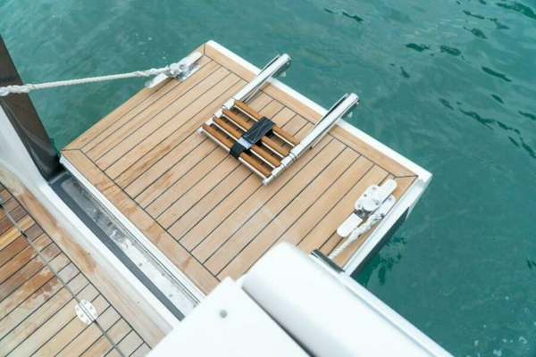 Fishing Raptor-390 Solarium 2025 -Sarasota-Florida-United States-5814253