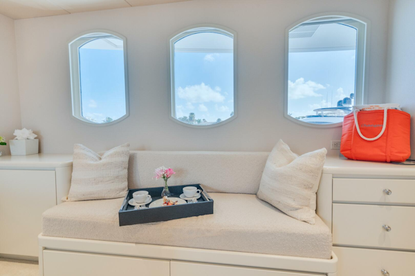 Christensen-Tri-Deck 1995-CHANSON Fort Lauderdale-Florida-United States-VIP Stateroom-5837854