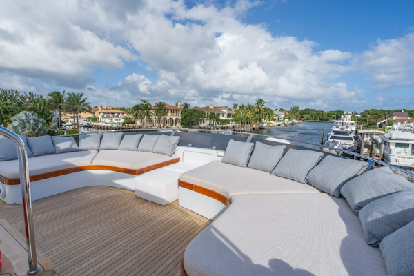 Christensen-Tri-Deck 1995-CHANSON Fort Lauderdale-Florida-United States-Sun Deck Seating-5837871