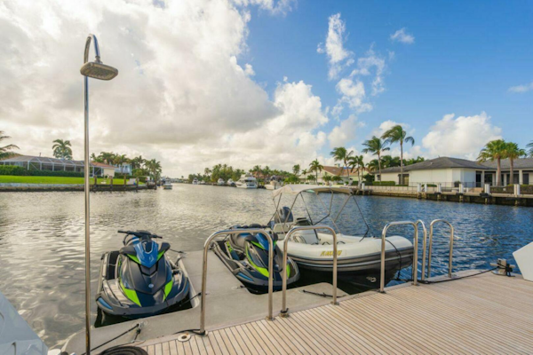 Christensen-Tri-Deck 1995-CHANSON Fort Lauderdale-Florida-United States-Swim Platform -5837879