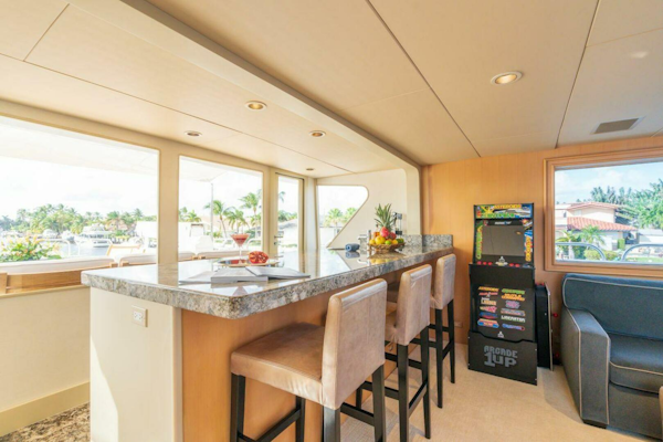 Christensen-Tri-Deck 1995-CHANSON Fort Lauderdale-Florida-United States-Skylounge-5837864