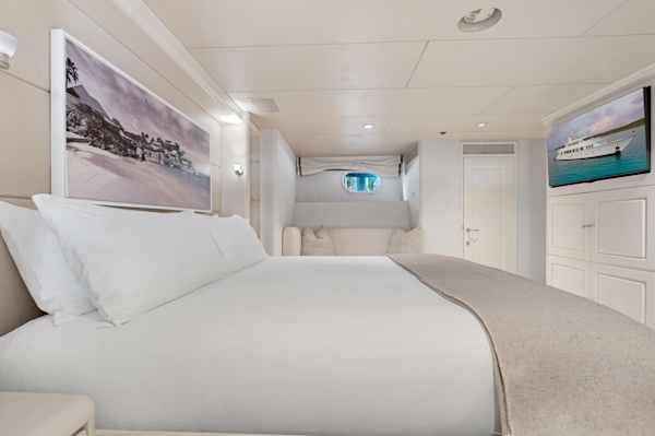 Christensen-Tri-Deck 1995-CHANSON Fort Lauderdale-Florida-United States-Owner Stateroom-5943066