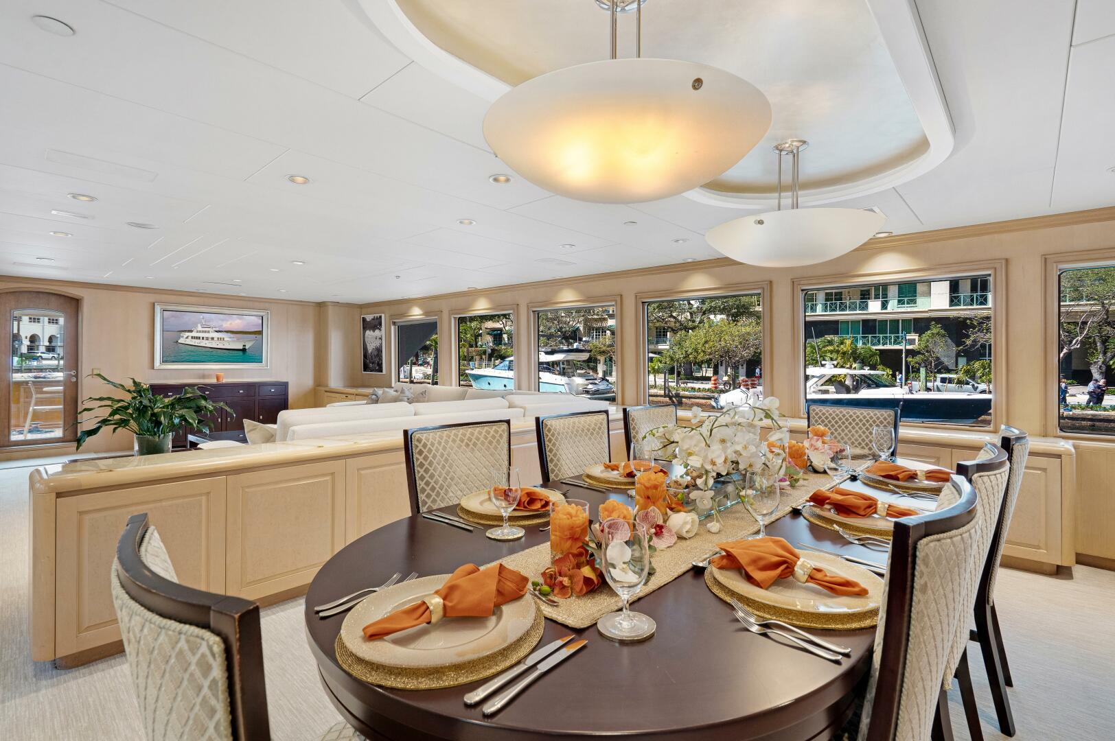 Christensen-Tri-Deck 1995-CHANSON Fort Lauderdale-Florida-United States-Dining Area-5943072 | Thumbnail