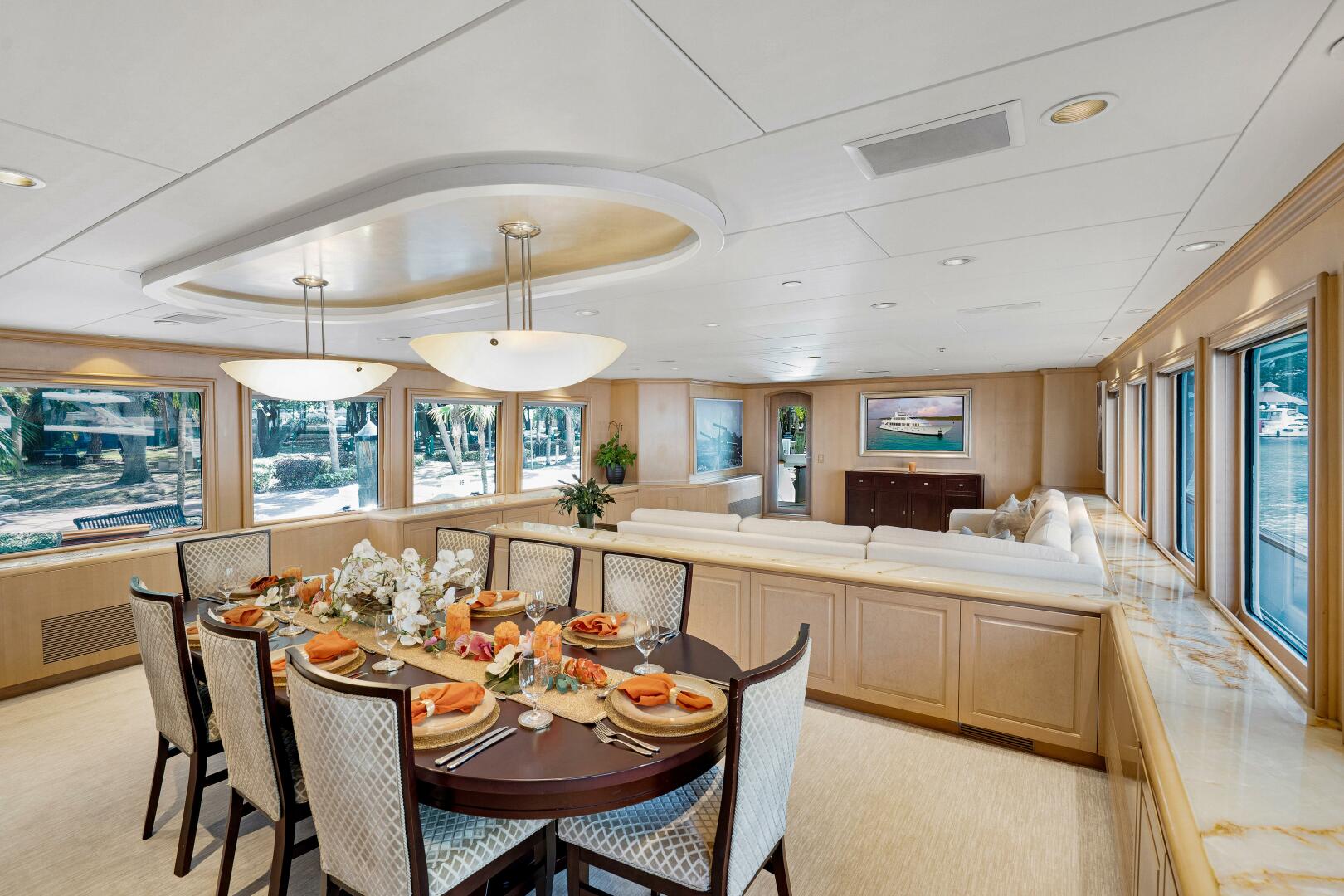 Christensen-Tri-Deck 1995-CHANSON Fort Lauderdale-Florida-United States-Dining Area-5943076 | Thumbnail
